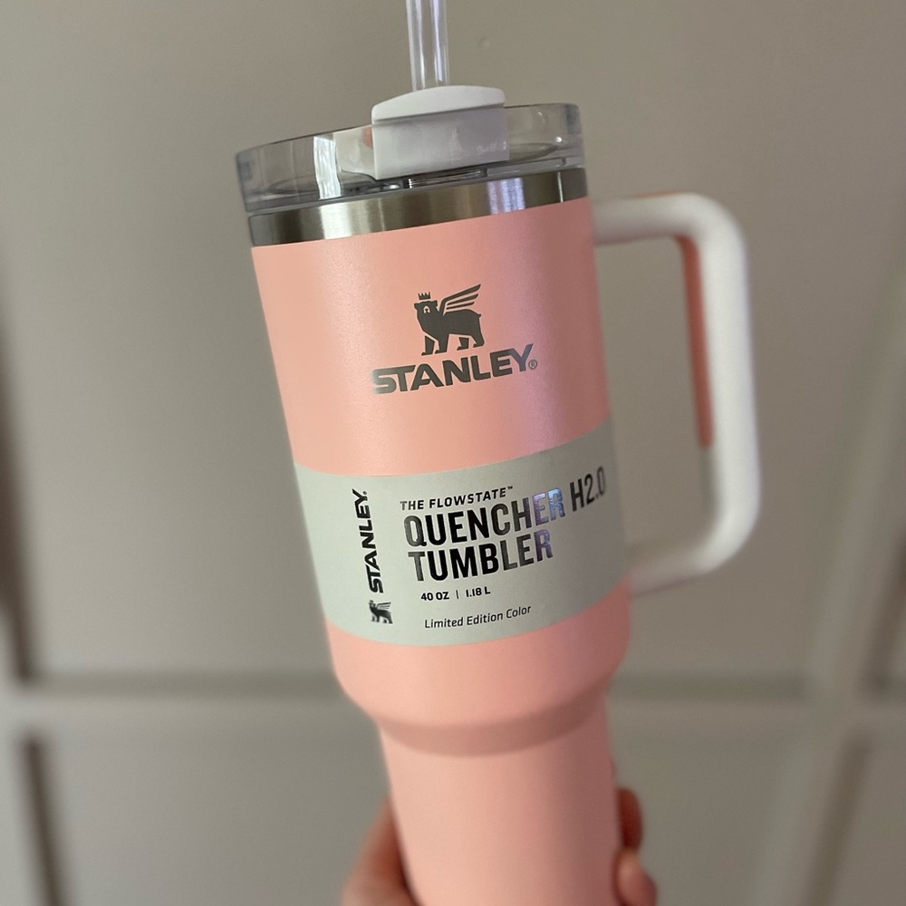 40oz Peach Stanley Tumbler
